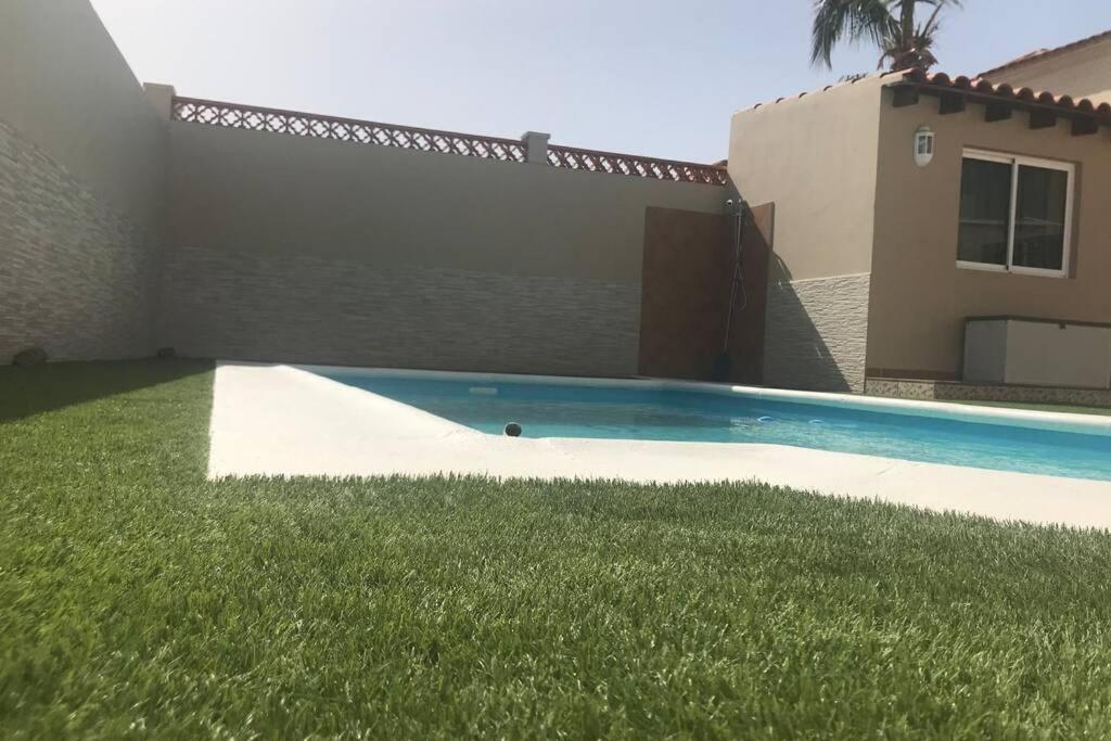 Mar&Mar, Apartamento Con Solarium Y Piscina Gran Tarajal Bagian luar foto